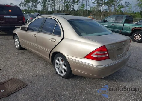 2003 Mercedes-Benz C 320 Sport from USA, damaged, VIN WDBRF64J83F354229